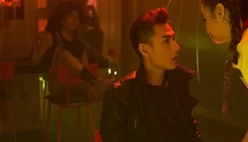 Isaac cuồng si bạn gái “Cường Seven” Mlee trong MV Get Down