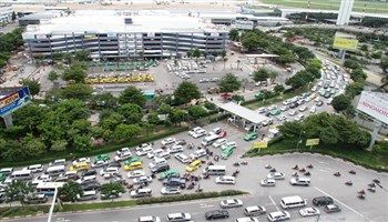 TPHCM hạn chế xe qua cửa ngõ sân bay Tân Sơn Nhất từ 6h chiều nay