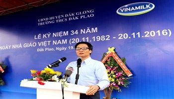 Phó Thủ tướng Vũ Đức Đam thăm trường dân tộc khó khăn nhất tỉnh Đắk Nông