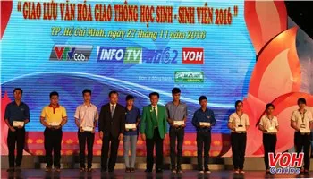 Phát động xây dựng văn hóa giao thông trong học sinh, sinh viên