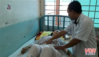 Đại tràng dài, bệnh nhân bị táo bón gần 20 năm