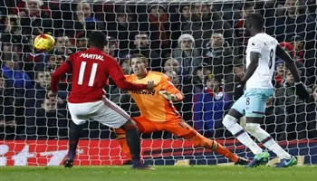 Kết quả bóng đá (1/12): M.U vào bán kết, Barca bị cầm chân