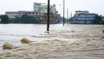 Lũ trên các sông từ Thừa Thiên Huế đến Quảng Ngãi tiếp tục lên