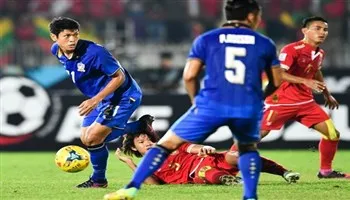 Thắng dễ Myanmar 2-0, người Thái đặt một chân vào chung kết