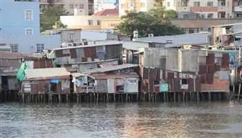 Giải tỏa nhà ven kênh rạch để góp phần cho Thành phố phát triển