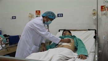 Cứu sống bệnh nhân bị đâm thủng tim nhờ báo động đỏ nội viện