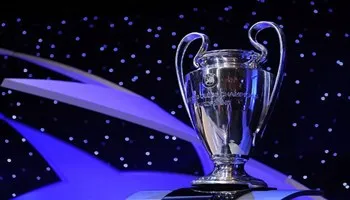 Arsenal đối đầu Bayern Munich ở vòng knock-out Champions League