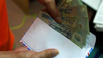 Lợi dụng kết quả kiểm tra môi trường đòi tiền chạy phạt