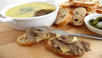 Hướng dẫn nấu ăn: Làm món pate gan gà kiểu Pháp