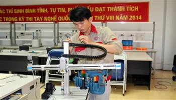 2017: Các trường CĐ và Trung cấp thuộc quản lý của Bộ LĐTBundefinedXH tuyển sinh ra sao?