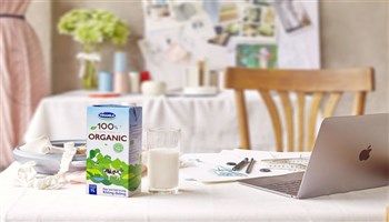 Vinamilk tiên phong cho ra đời sản phẩm Sữa tươi Vinamilk 100% Organic tại VN