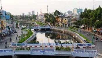 Sáng 18/12, cấm xe lưu thông trên đường Hoàng Sa, đường Trường Sa