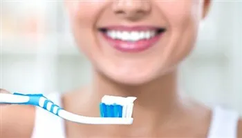 Phụ nữ trẻ “lười” vệ sinh răng miệng nhất