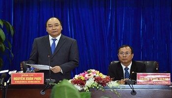 Thủ tướng kỳ vọng Bình Dương luôn là đầu tàu kinh tế phát triển