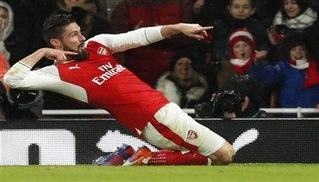 Kết quả bóng đá 2/1/2017: Arsenal vào top 3, Tottenham thắng tưng bừng