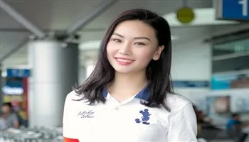 Phạm Thùy Linh đoạt giải Trang phục truyền thống đẹp nhất 