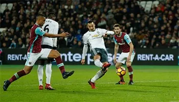Kết quả bóng đá 3/1/2017: M.U thắng nhọc West Ham