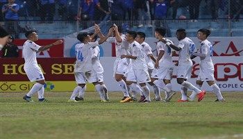 Mở màn V-League 2017, ĐKVĐ Hà Nội, SHB Đà Nẵng, Long An ra quân thắng lợi