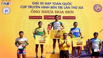 Trịnh Đức Tâm trở lại đầy ấn tượng để chiến thắng chặng 6