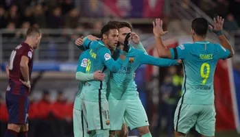 Barca dễ dàng hạ Eibar, tiếp tục bám đuổi Real