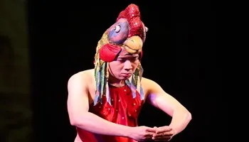 Hé lộ tạo hình thần kê của Trấn Thành trong vở kịch hài Tết