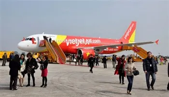 Bí thư Thăng đề nghị VietJet chuyển trụ sở chính về TPHCM