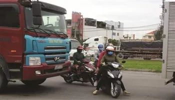 Cần biết điểm mù của ô tô để tránh tai nạn đáng tiếc