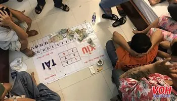 Triệt phá ổ cờ bạc bịp của ông chủ khách sạn