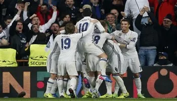 Kết quả bóng đá 16/2: Real Madrid thắng ngược Napoli, Bayern Munich đè bẹp Arsenal