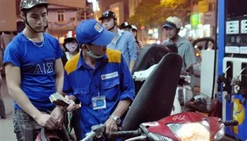 Xăng, dầu đồng loạt tăng giá kể từ 15 giờ ngày 18/2