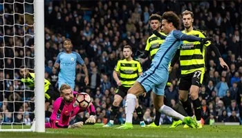 Kết quả bóng đá 2/3: Thắng đậm Huddersfield, Man City vào tứ kết FA Cup