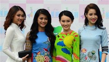 200 thí sinh tham dự cuộc thi “Chụp ảnh nhanh - Photo Marathon áo dài