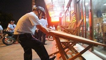 Dẹp vỉa hè đường Hoàng Sa, Trường Sa: Nhiều trường hợp bị lập biên bản xử lý