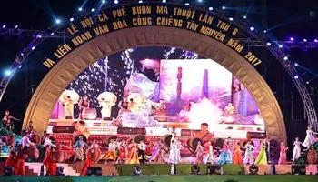  Khai mạc Lễ hội cà phê Buôn Ma Thuột 