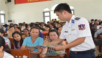 BTL Vùng Cảnh sát biển 3 tổ chức đợt tuyên truyền biển, đảo tại tỉnh Bình Thuận