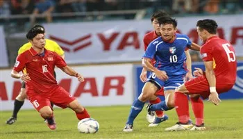 Tuyển Việt Nam vất vả hoà Đài Loan