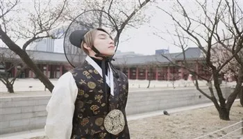 Sơn Tùng M-TP lạc trôi giữa trời Hàn Quốc