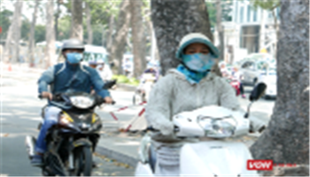 Nắng nóng cháy da còn kéo dài hết tháng 4/2017