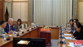 Lãnh đạo thành phố tiếp Giám đốc Chương trình Fullbringt Việt Nam 