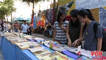 Quận 7 nghiên cứu mở đường sách