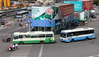 Từ 10/4, dời trạm xe buýt Bến Thành sang đường Hàm Nghi