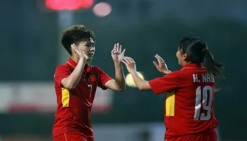 Việt Nam nhanh chóng lấy lại ngôi đầu bảng từ Myanmar