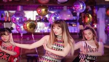 Hari Won ra mắt MV đậm màu sắc Hàn Quốc