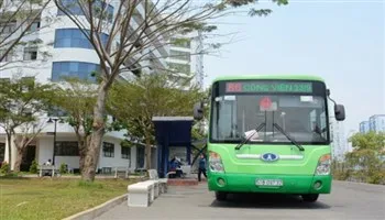 TPHCM tăng hơn 1.300 chuyến xe buýt phục vụ dịp lễ 30/4 và 1/5