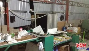 Nhiều người hoảng hốt vì nổ lớn ở công ty dược