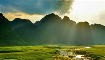 “Theo dấu chân Kong” kín tour dịp lễ 30/4