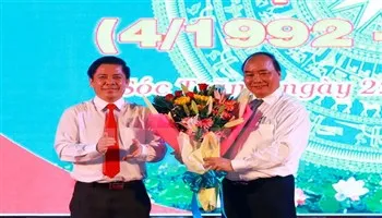 Thủ tướng Nguyễn Xuân Phúc dự lễ kỷ niệm 25 năm tái lập tỉnh Sóc Trăng