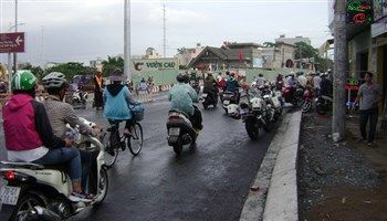 Từ 29/4, xe lưu thông hai chiều đường Phan Văn Trị đoạn cầu Hang Trong