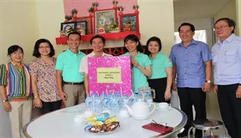 Công đoàn cùng sửa nhà, làm nhà cho người lao động