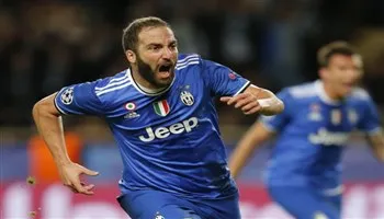 Kết quả bóng đá (4/5): Higuain tỏa sáng, Juventus rộng đường vào chung kết Champions League